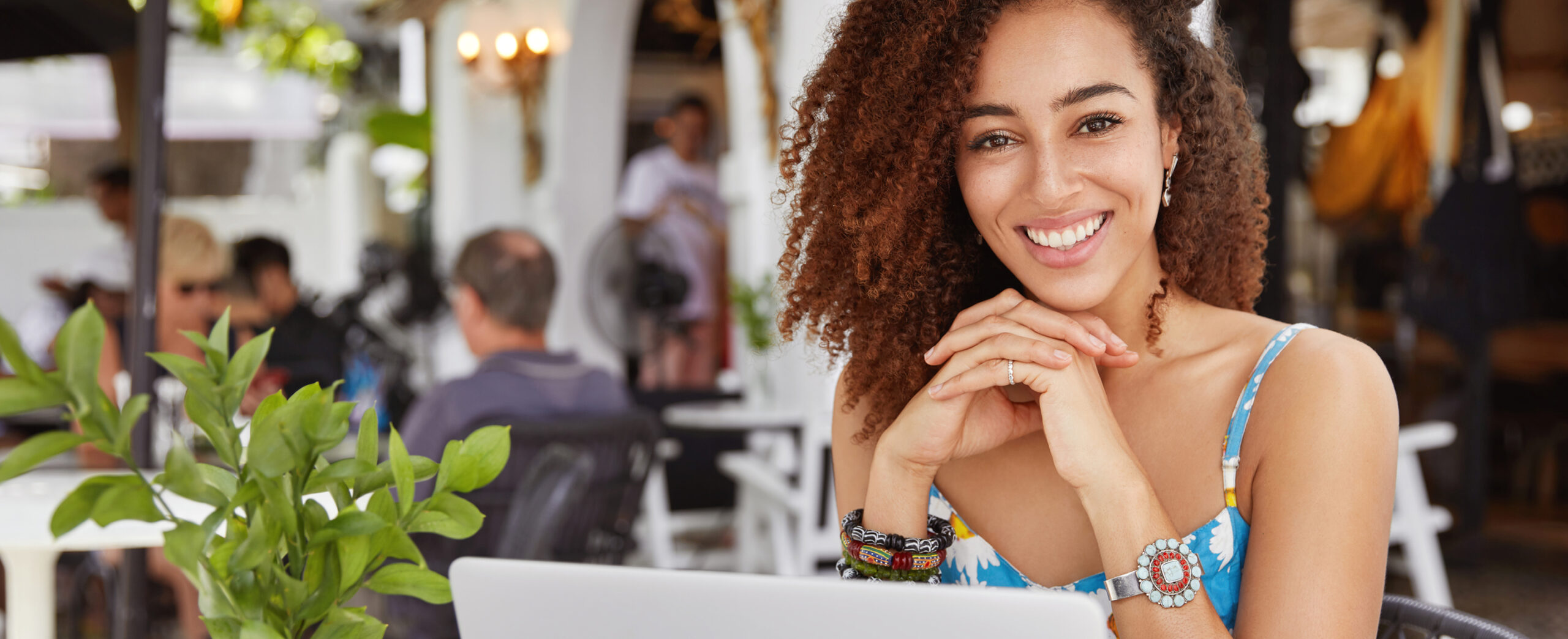 Empresas de 2 a 199 pessoas